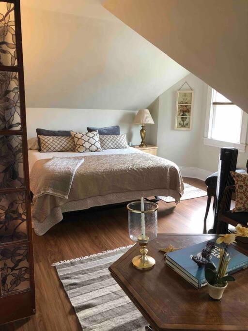 Redefined Alchemy - Bright, Eclectic, Pretty Apt 3E Little Falls Luaran gambar
