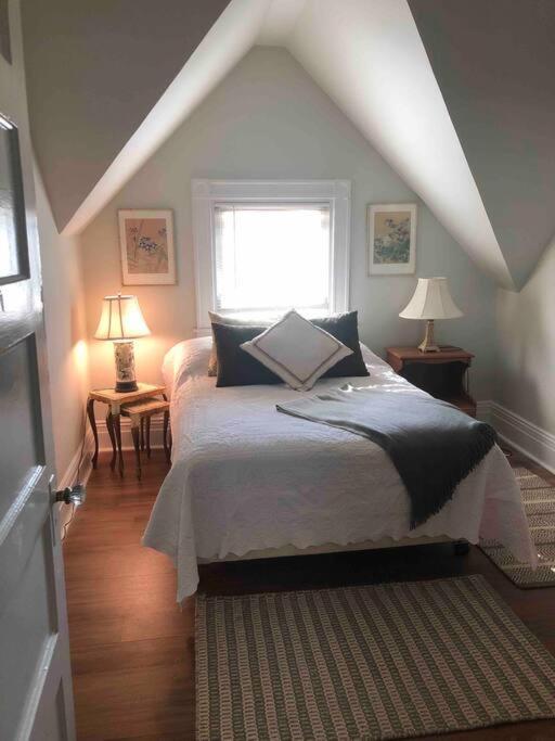 Redefined Alchemy - Bright, Eclectic, Pretty Apt 3E Little Falls Luaran gambar